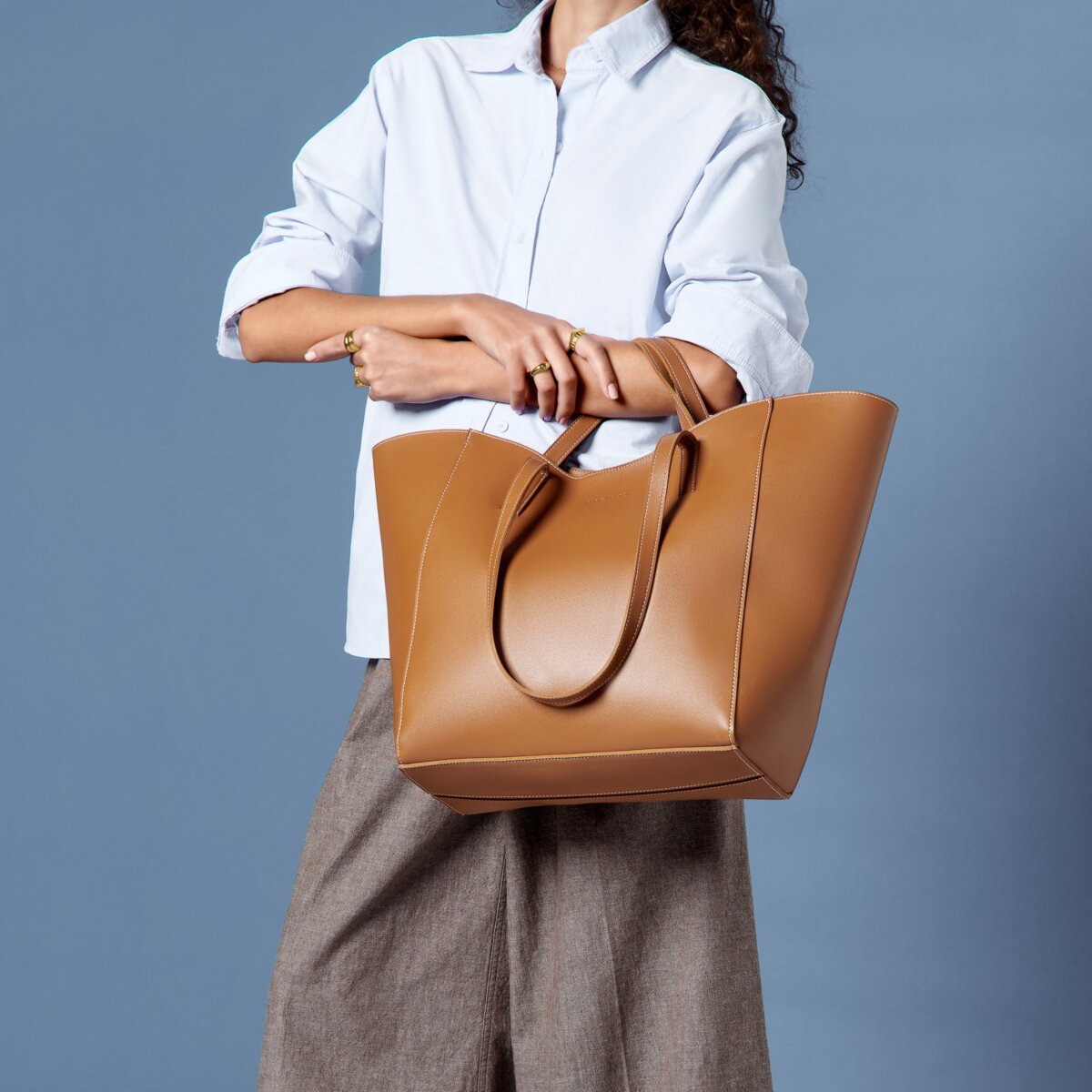 PERRI TOTE BAG | COGNAC