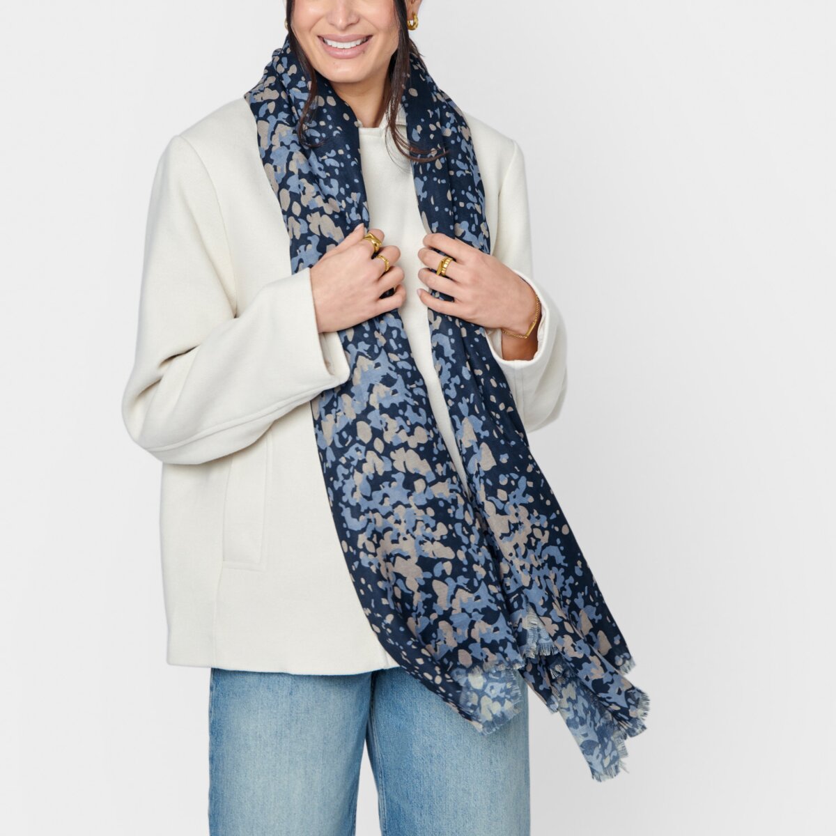 PRINTED SCARF | SCATTERED DOT